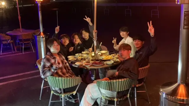 BBQだぁ！！
全員しゅーーごーーー！！！！

今年もSide6のBBQメニューが登場🍖
･老若男女問わ大人気メニューコース
･海鮮まで楽しめる贅沢コース
この2種類のメニューからお選びください🤤

今年はなんと！！
テイクアウトメニューも登場！！

Side6で手ぶらで楽しんでもよし👌
テイクアウトでもよし👌
いつでもどこでもSide6で盛り上がろ！！

 #THESide6 #行田 #ステーキ #レストラン #BBQ #整体 #マッサージ #ハンバーガー #ホットドック #キッチンカー #黄色いバス #C3-PO #R2D2 #アイアンマン #シュミレーションゴルフ #カラオケ #サイン
